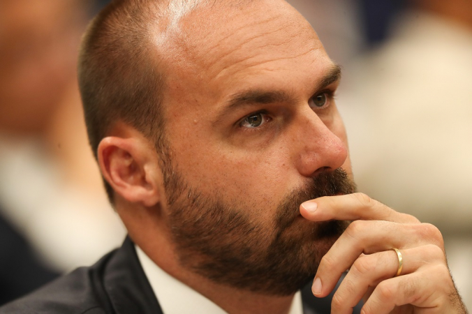 Eduardo Bolsonaro critica Tarcísio por atuação sobre tarifaço