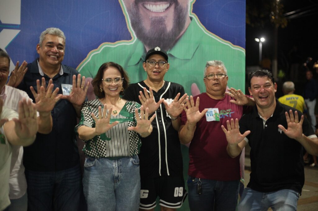 Caravanas do interior marcam presença em peso: Zé do Agro vem de Tarauacá para prestigiar filiação de Alan Rick