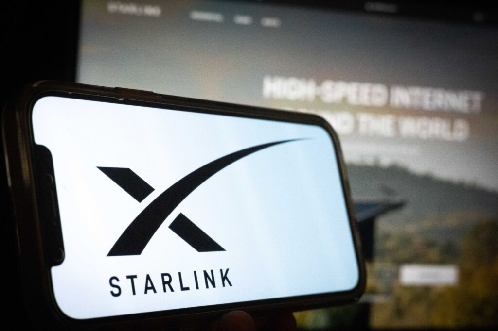 Starlink começa a fornecer internet gratuita à Venezuela