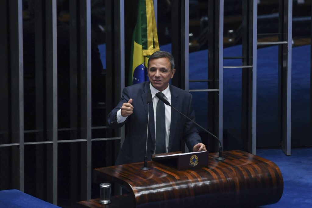 Marcio Bittar defende impeachment de Dias Toffoli e critica indicações ao STF no último ano de governo