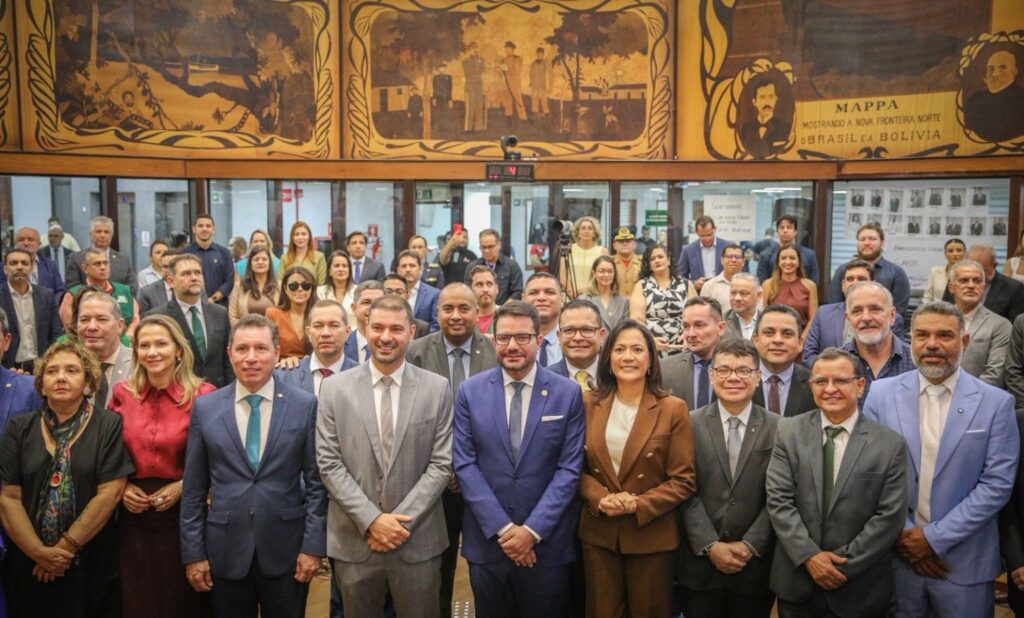 Sessão solene na Aleac marca início dos trabalhos legislativos de 2026 com leitura da mensagem governamental