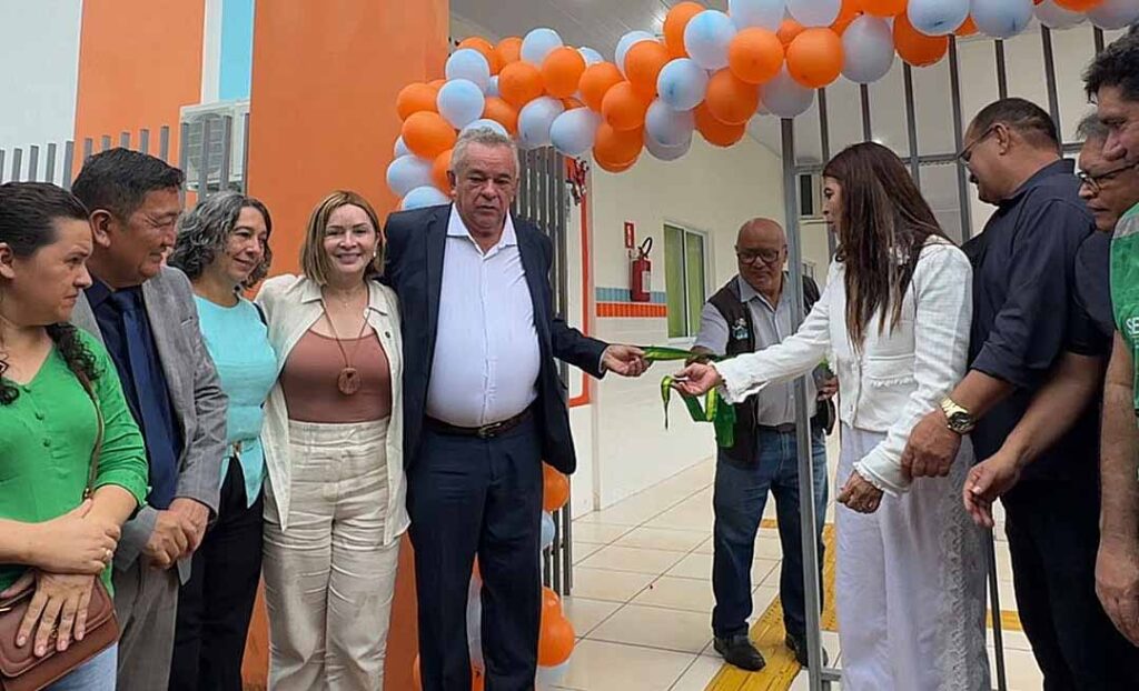 Com apoio de Socorro Neri, escola é entregue na Vila Campinas e reforça avanço da educação em Plácido de Castro