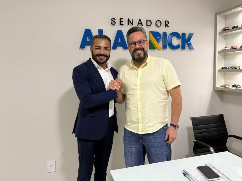 Empresário Rizo Araújo oficializa filiação ao Republicanos de Alan Rick