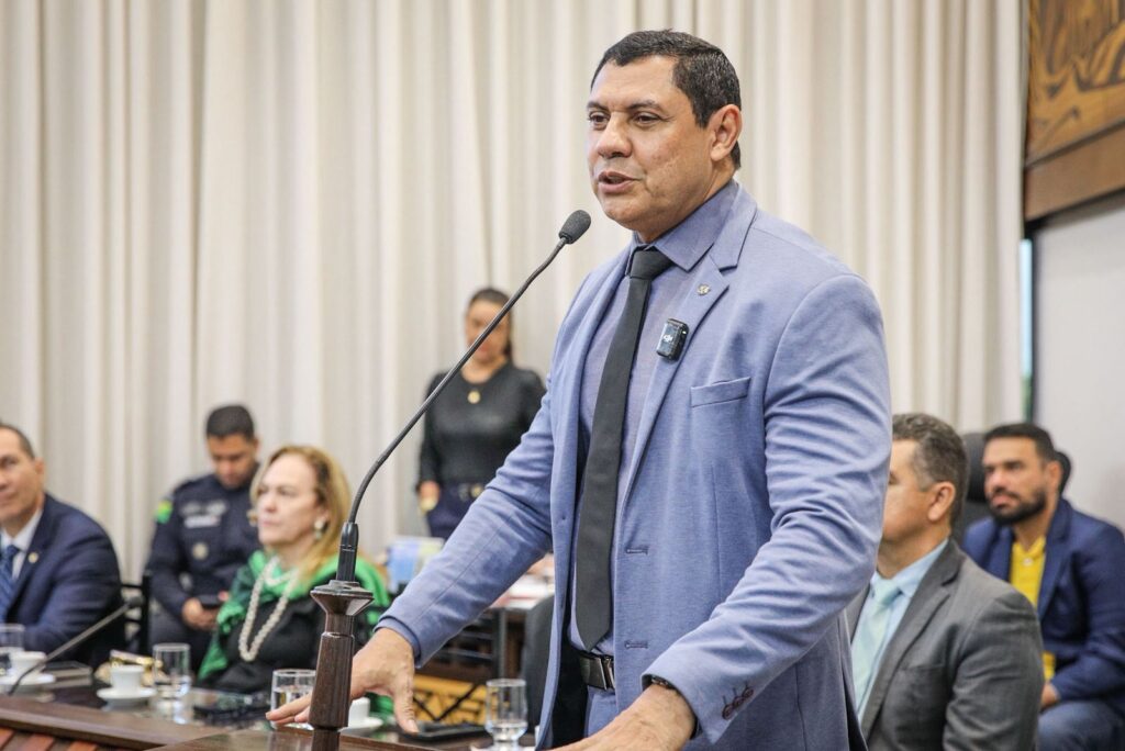 “Ignorar essa experiência é perder muito”, diz Coronel Ulysses em homenagem a militares veteranos