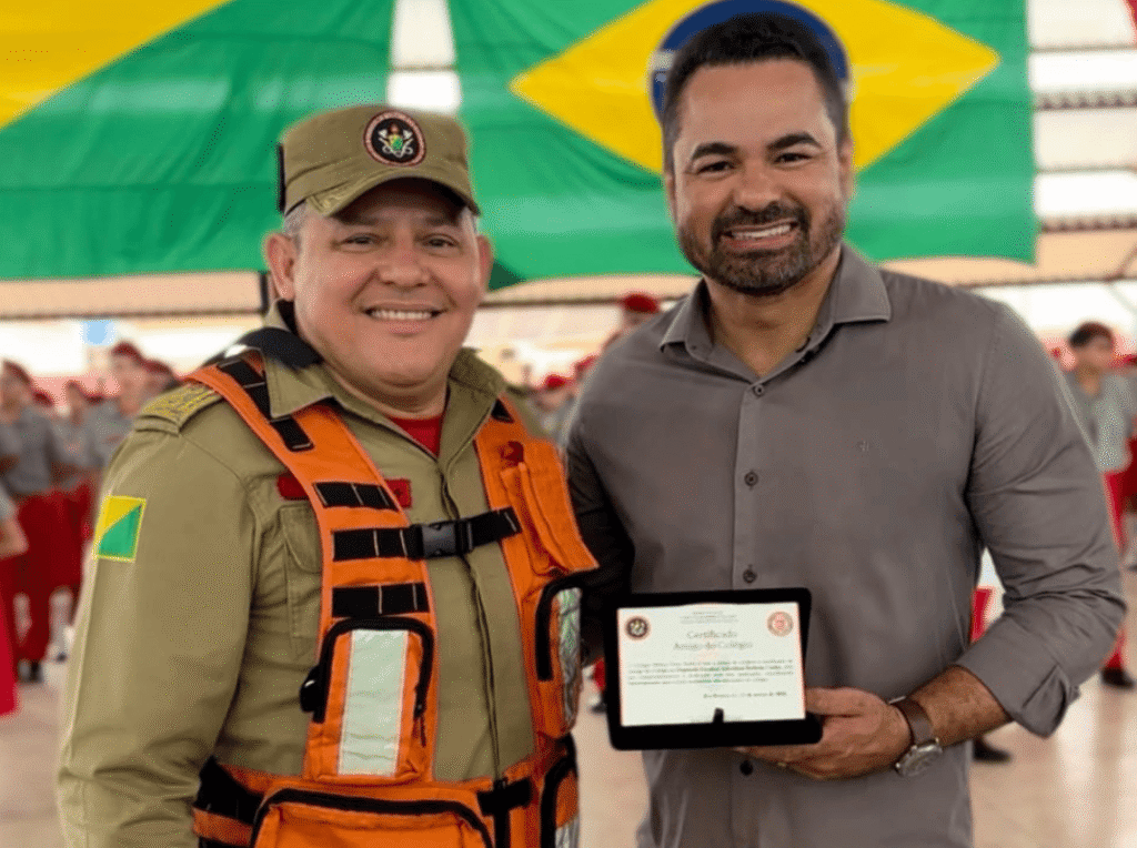 Solenidade no Colégio Militar Dom Pedro II reúne juramento de alunos e homenageia deputado Arlenilson Cunha