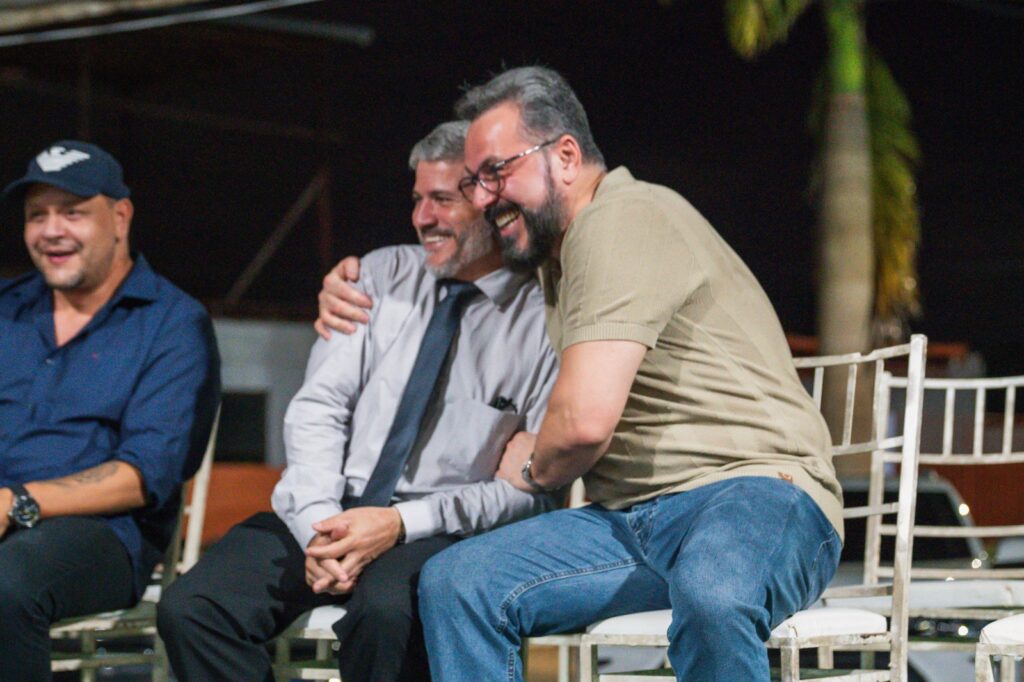 Alan Rick prestigia assinatura da ordem de serviço para nova ponte entre Brasiléia e Epitaciolândia e destaca investimentos na região