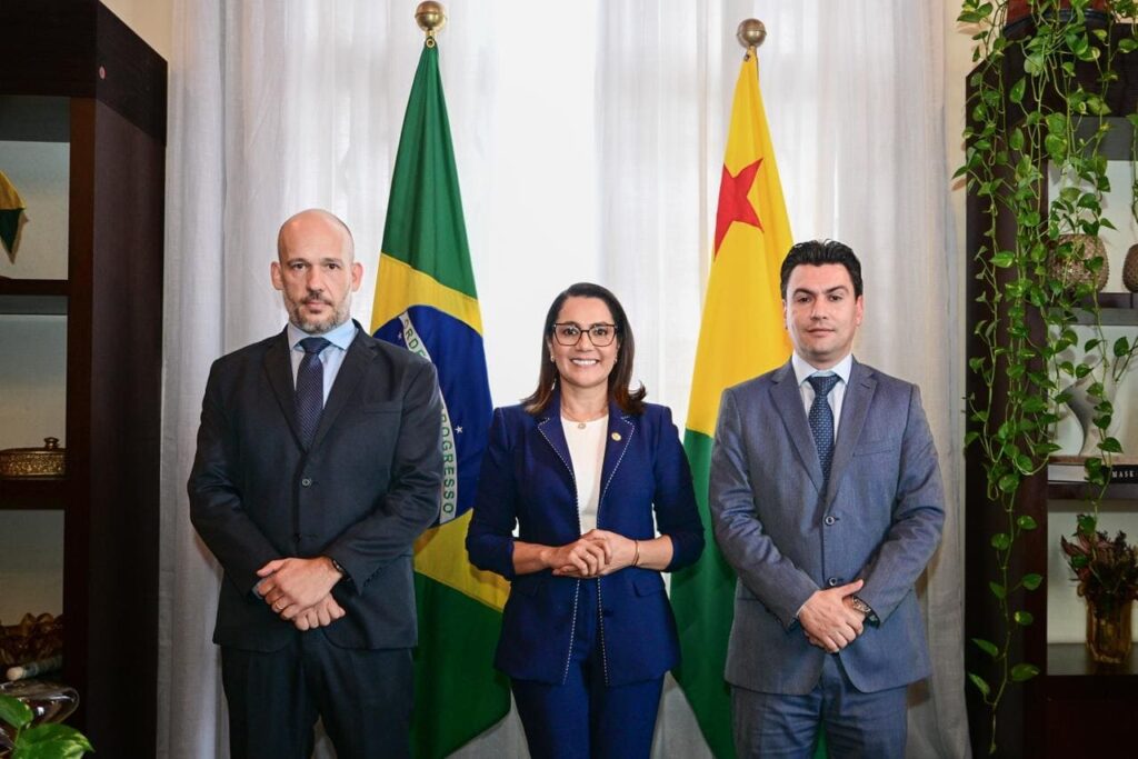 Mailza Assis confirma mudança na Polícia Civil do Acre e nomeia novo delegado-geral adjunto