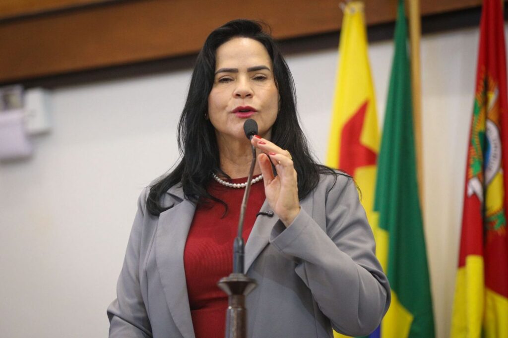 Maria Antônia pede recuperação da BR-317, alerta para avanço da hanseníase e destaca revitalização do Parque da Maternidade