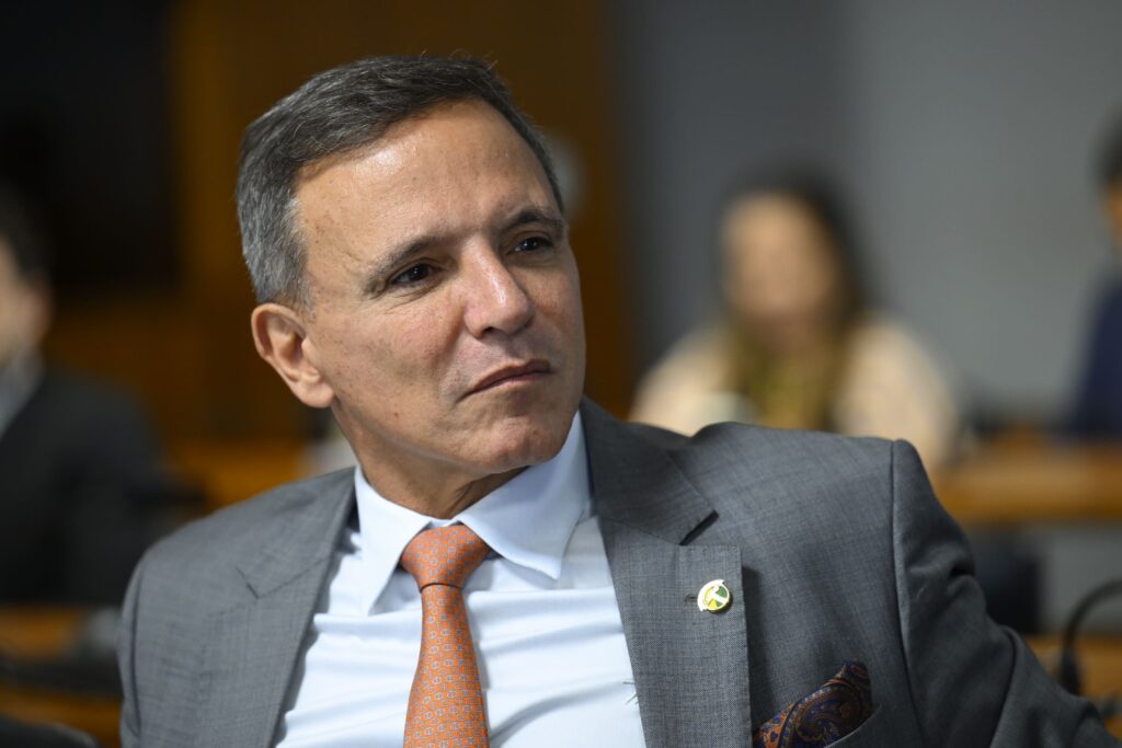 “A escola deve ser um espaço de segurança”: senador Marcio Bittar lamenta ataque a tiros no Instituto São José