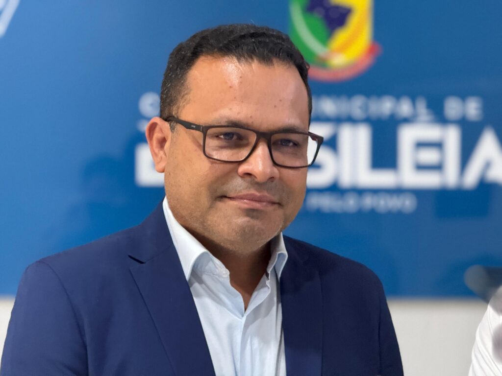 Após alerta de Tadeu, governo esclarece situação do Ramal Icuriã e apresenta prazos