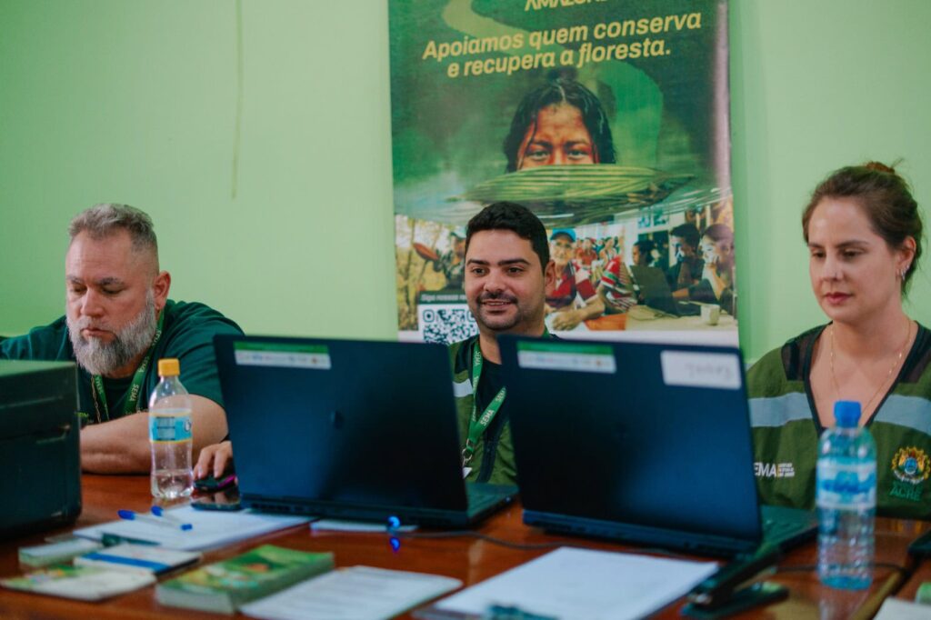 Estado leva mutirão de regularização ambiental aos produtores rurais de Sena Madureira