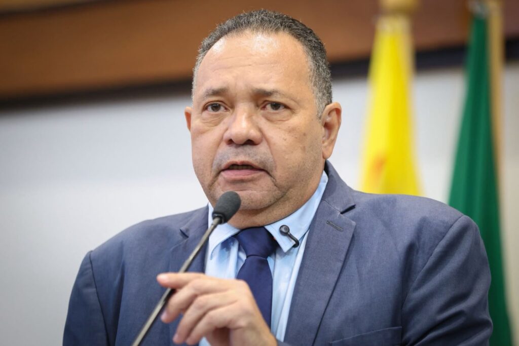 Manoel Moraes reafirma apoio à convocação dos aprovados dos Bombeiros e defende atuação do governo na saúde pública