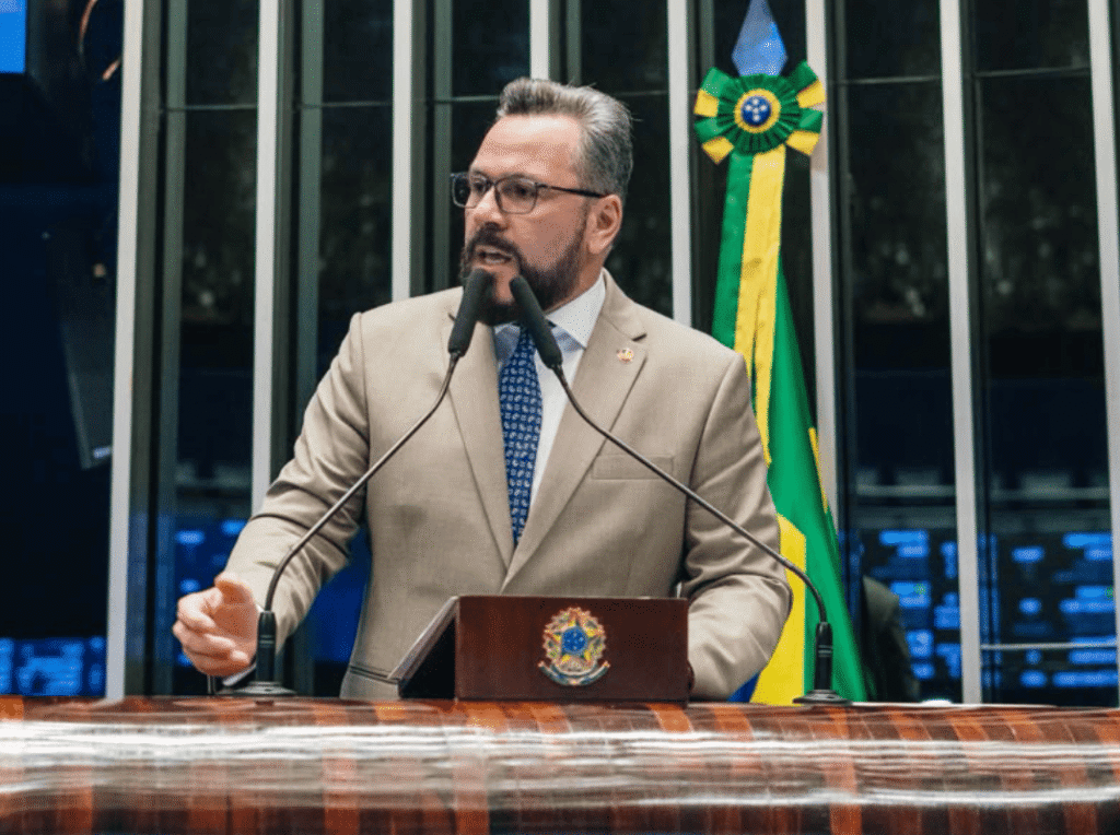 Senado aprova relatório de Alan Rick que defende 13º aos Soldados da Borracha