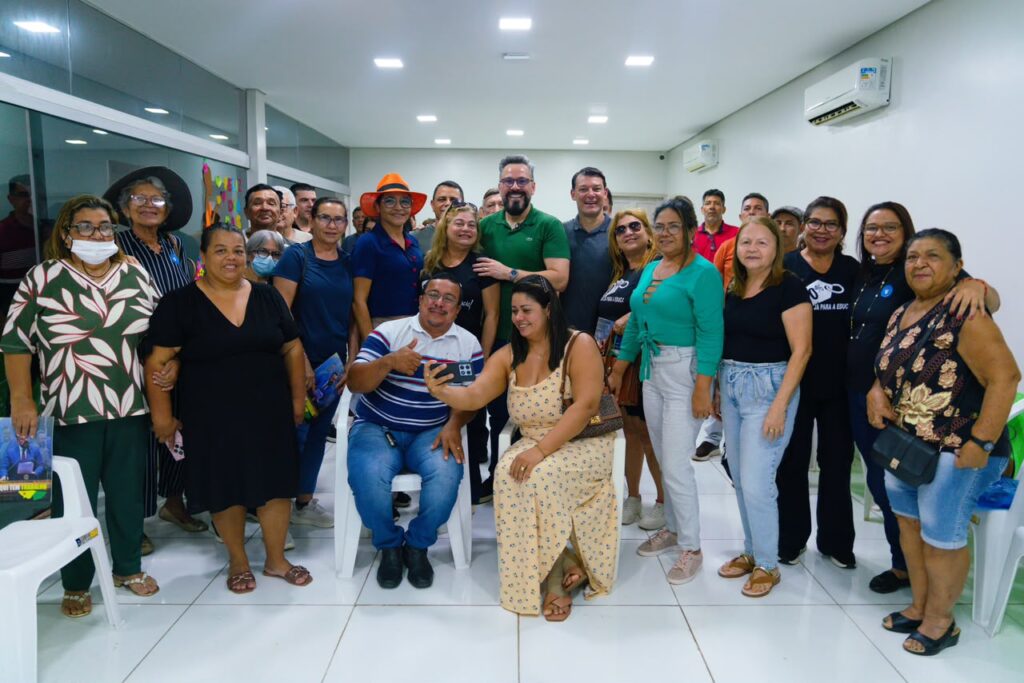 Alan Rick se reúne com diretoria do Sinteac e ouve demandas dos trabalhadores da Educação