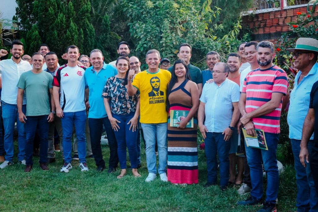 Deputado Manoel Moraes faz o primeiro gesto concreto para trazer o senador Marcio Bittar à chapa do governo