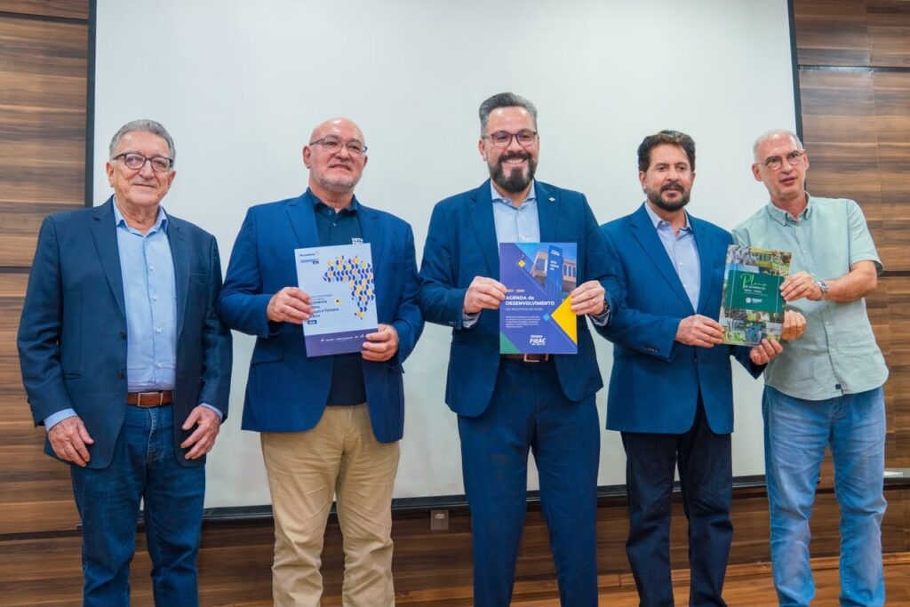 Alan Rick recebe propostas do setor produtivo e apresenta agenda para fortalecer a economia do Acre