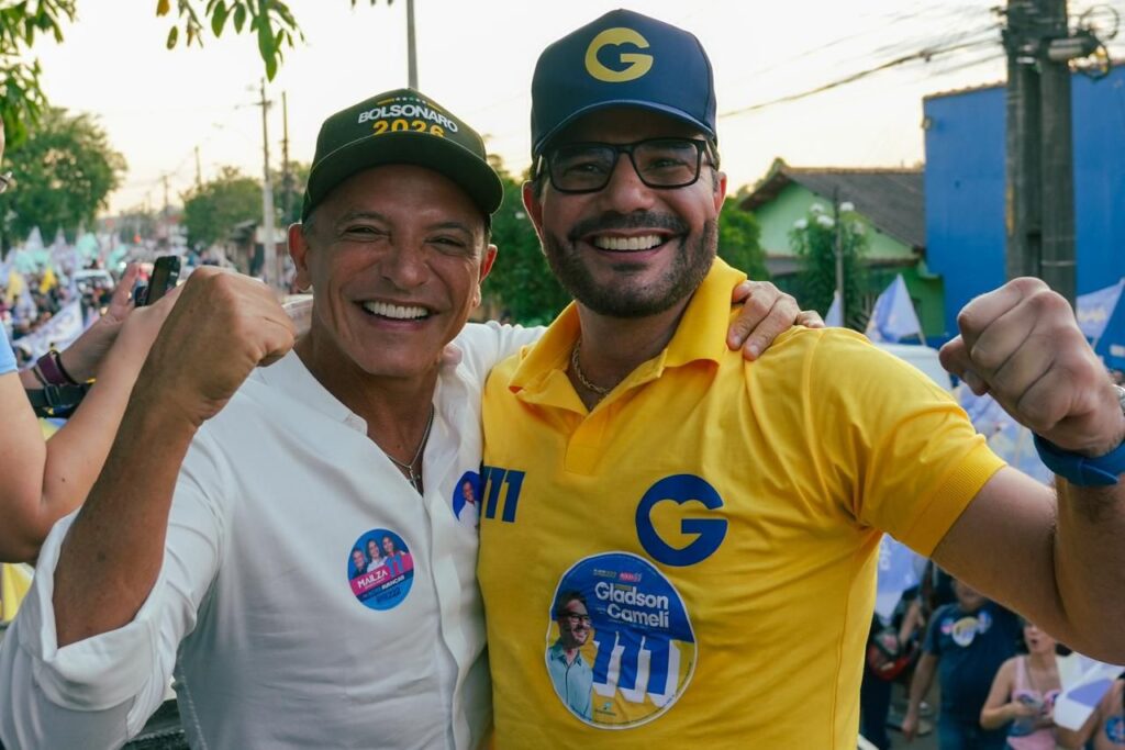 Bittar percorre Rio Branco em série de atos ao lado de lideranças políticas