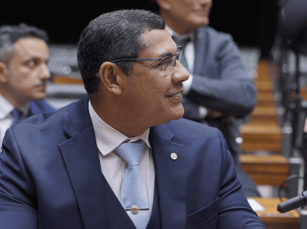 Deputado Federal Coronel Ulysses se destaca como 1º lugar dos deputados federais do Acre no Ranking dos Políticos