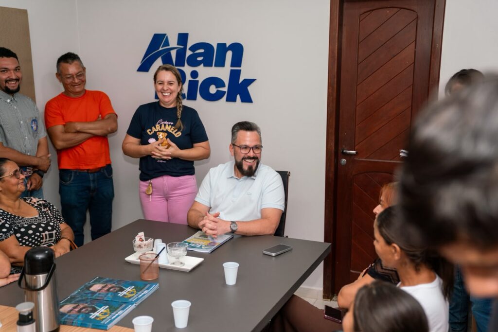 Lideranças do Bujari rompem com Michel Marques após apoio a Mailza e aderem a Alan Rick