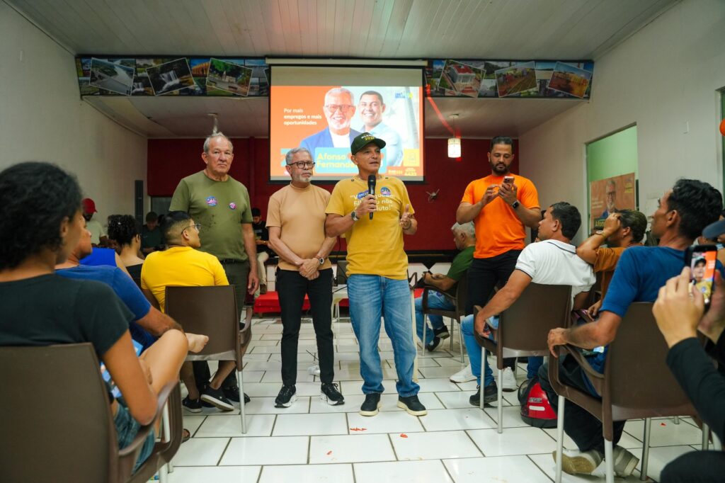 Em ato de Afonso Fernandes, Bittar defende que caráter deve pesar mais que promessas de campanha