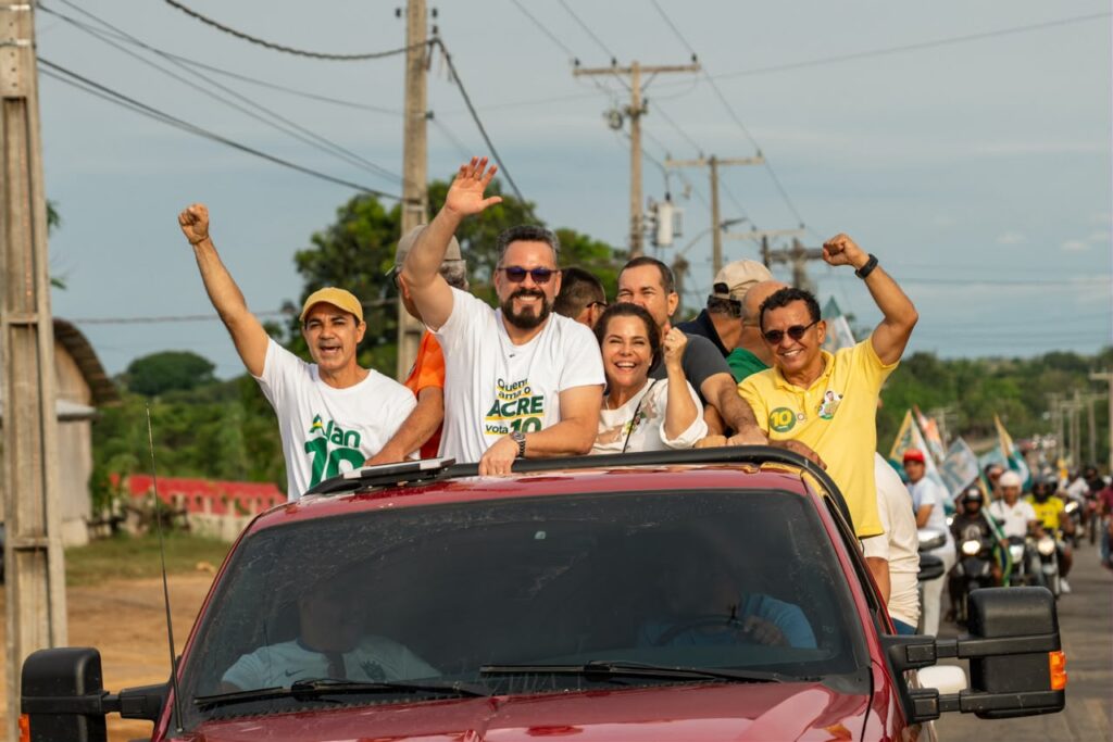 Em carreata histórica, Alan Rick leva mensagem da mudança às ruas de Mâncio Lima