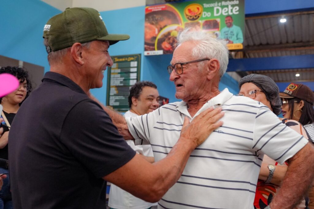 No Mercado do Bosque, Marcio Bittar reforça defesa dos comerciantes e da iniciativa privada
