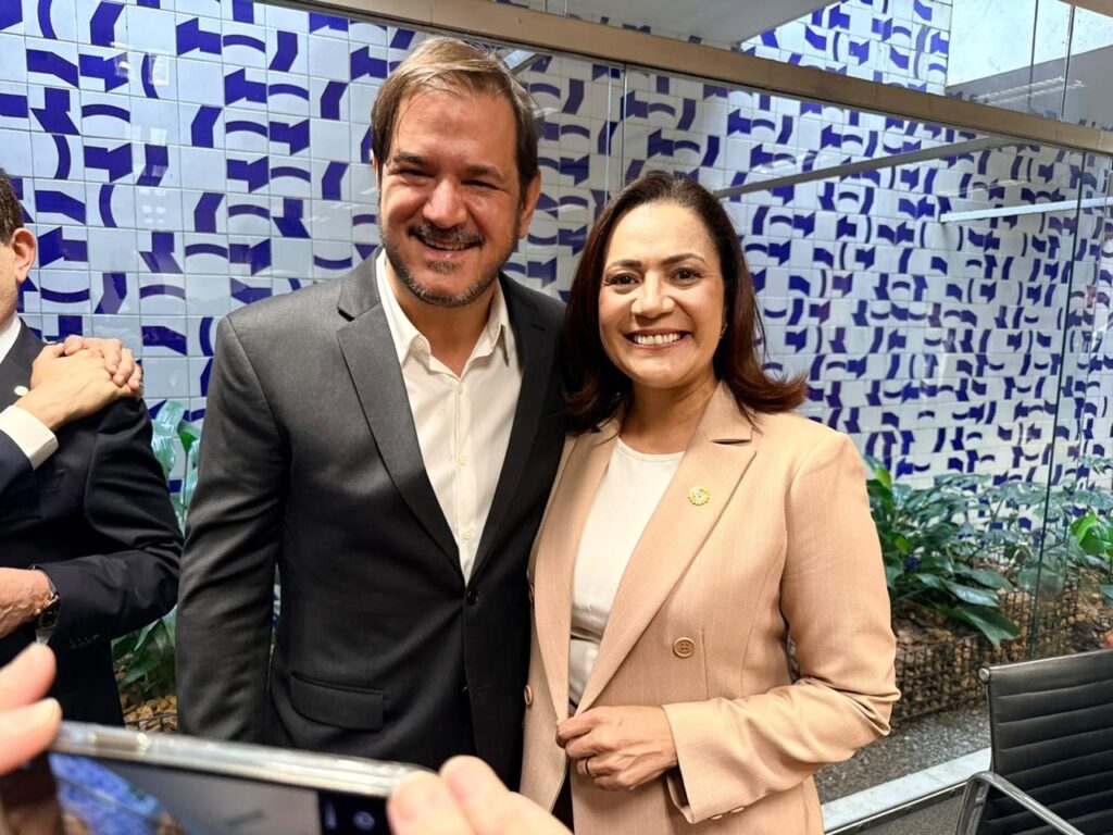 Em reunião da União Progressista, Mailza reafirma apoio a Flávio Bolsonaro no segundo turno